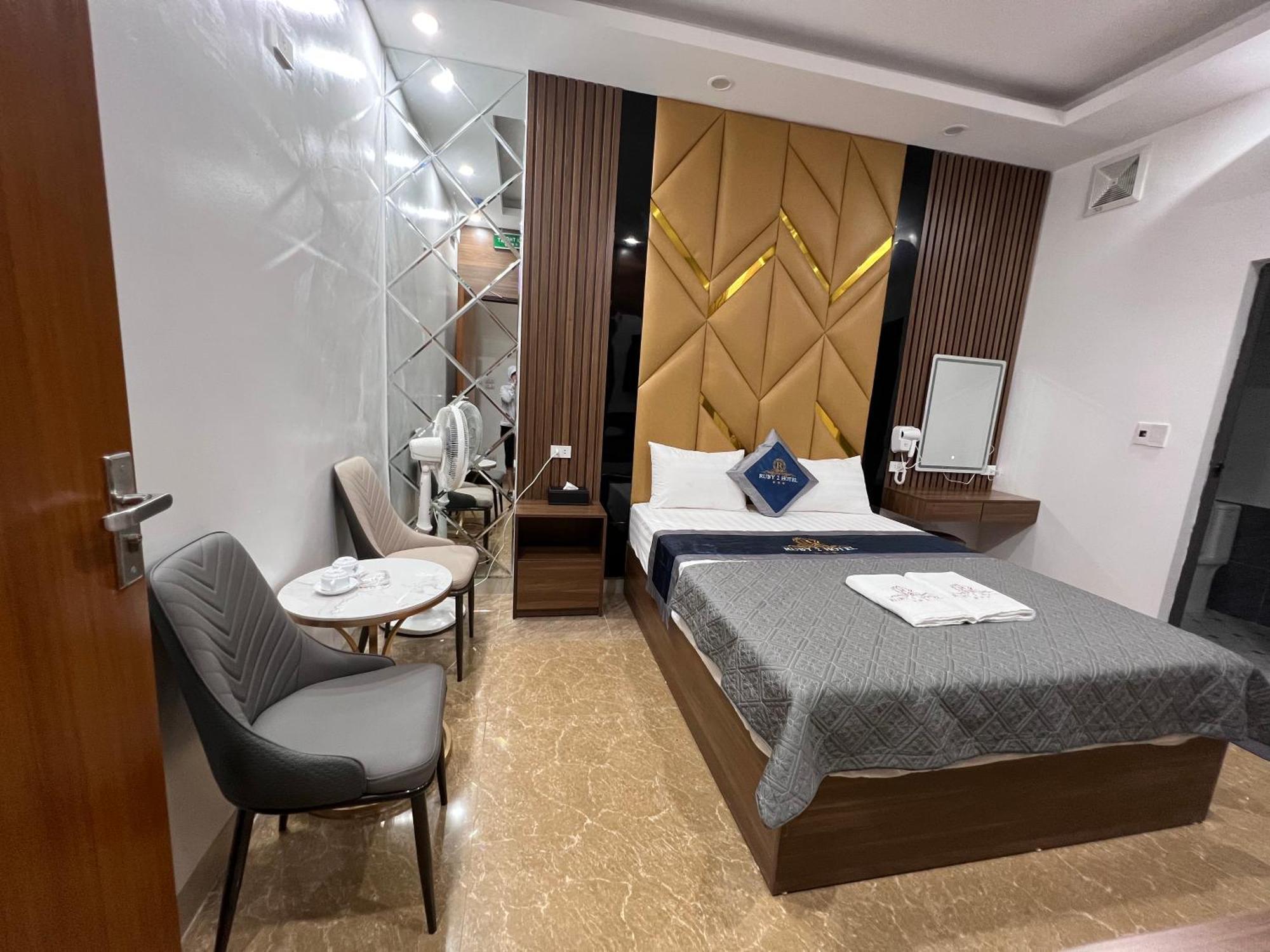 Ruby 2 Hotel Hanoï Extérieur photo